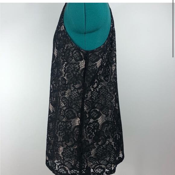 NWT loft black lace over tan tank top with small flaw - Picture 3 of 8